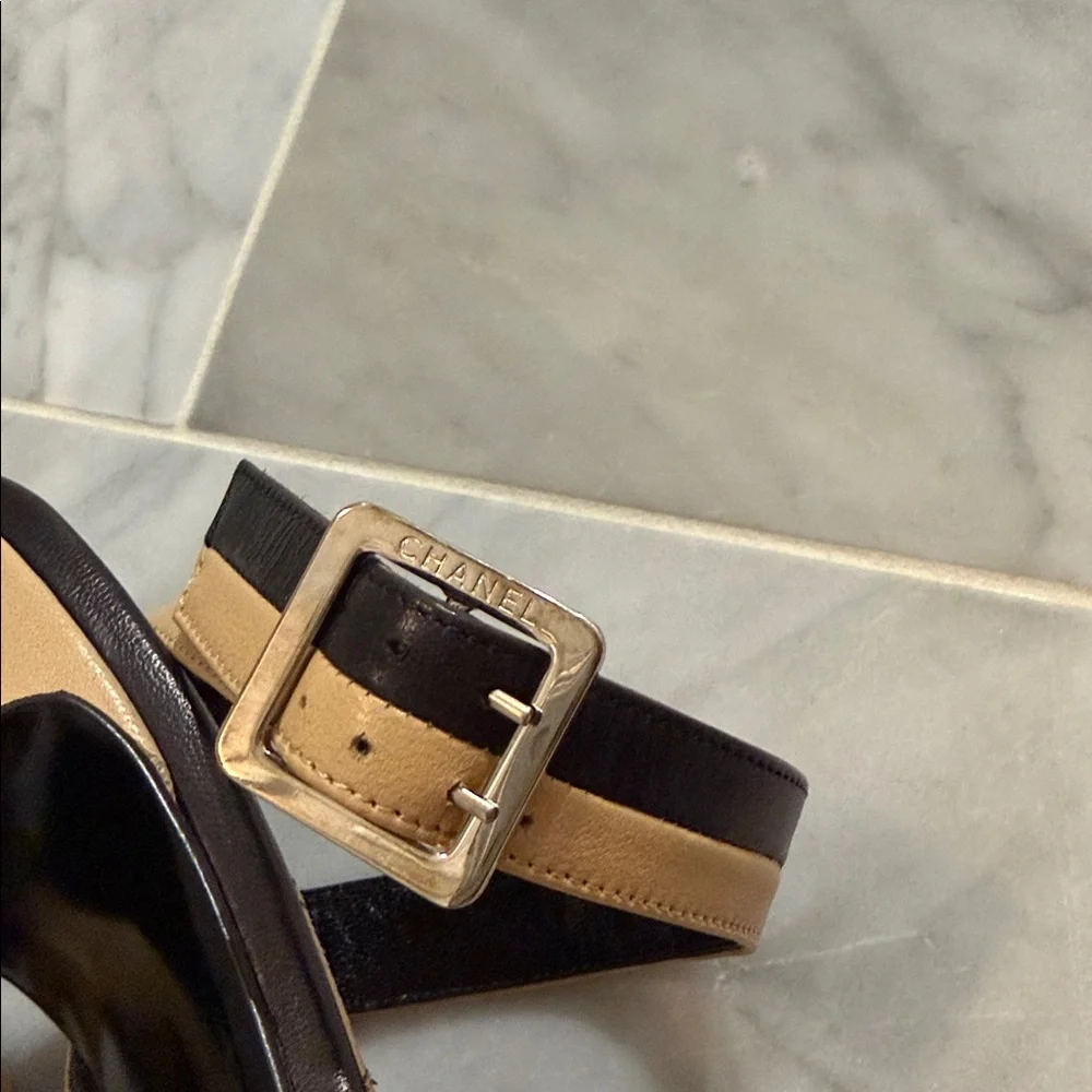 CHANAL Elegant Black and Tan Women's Heels - Picture 6 of 8